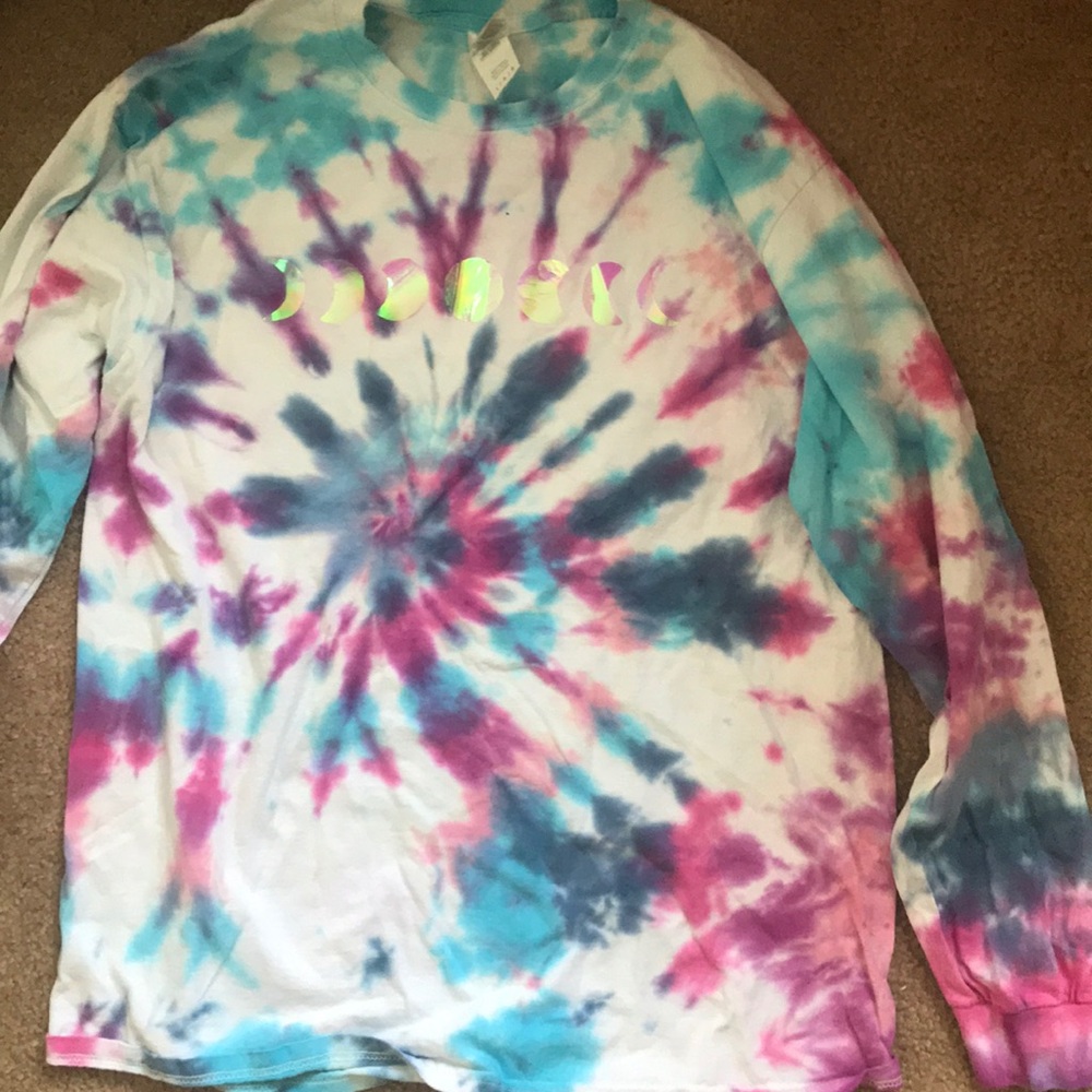 custom made tie-dye long sleeve
